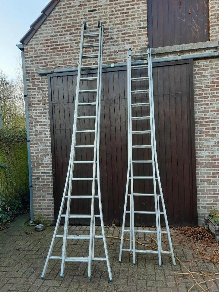 2 stuks dubbele ladder, Doe-het-zelf en Bouw, Ladders en Trappen, Gebruikt, Ladder, Ophalen of Verzenden