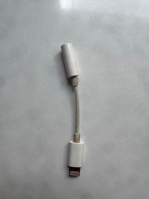 Adaptateur Belkin Lightning vers jack 3.5mm pour iPhone/Ipad, Telecommunicatie, Mobiele telefoons | Toebehoren en Onderdelen, Gebruikt