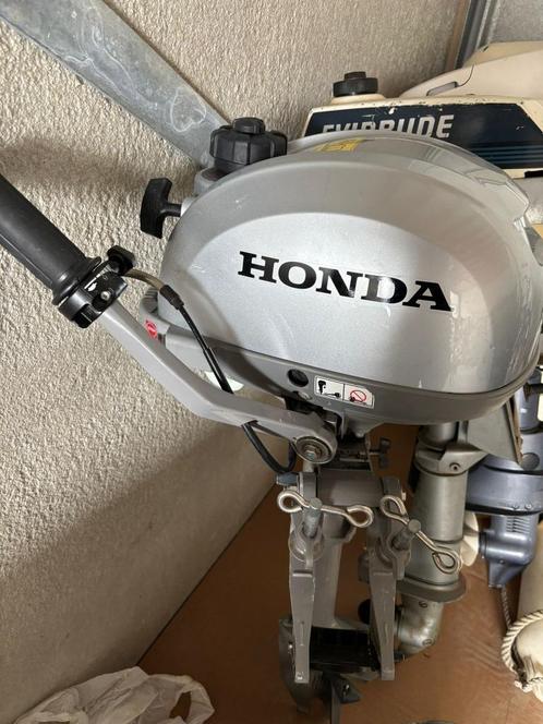 buitenboordmotor, Watersport en Boten, Buiten- en Binnenboordmotoren, Zo goed als nieuw, Benzine, Buitenboordmotor, Minder dan 5 pk