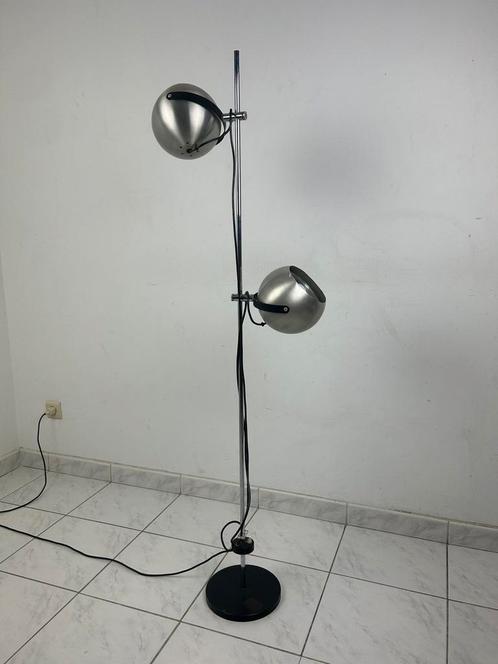 Vintage Anvia eye ball vloerlamp chroom, Antiek en Kunst, Antiek | Verlichting, Ophalen
