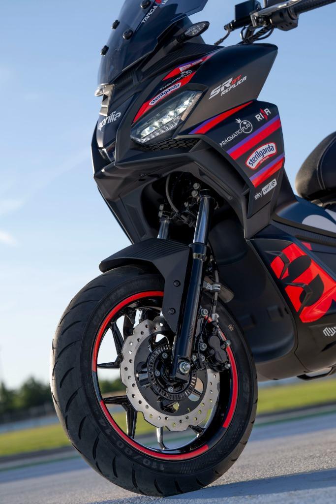 Aprilia SR GT 125 Replica, Motoren, Motoren | Aprilia, Particulier, Scooter, 11 kW of minder, 1 cilinder, Minimaal motorrijbewijs A1