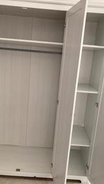 Brimnes kledingkast, Huis en Inrichting, Kasten | Kleerkasten, Ophalen, Overige materialen, Met deur(en), Gebruikt