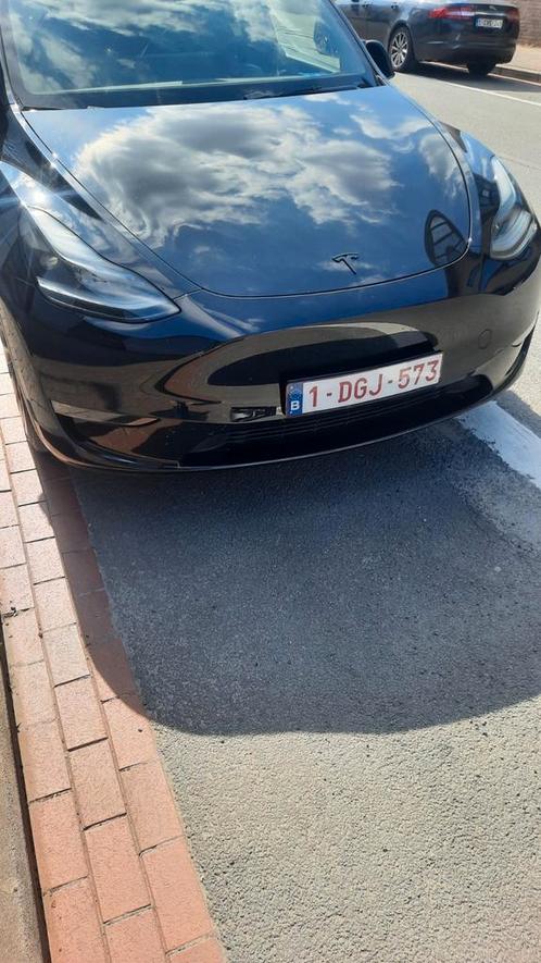 TESLA Y PERFORMENCE 530 PK 4 X 4, zwart binnen/buiten., Auto's, Tesla, Particulier, Zwart, Zwart