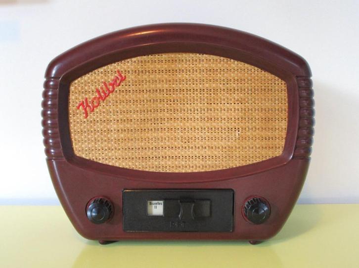 Oude radio RFT Kolibri 2, Antiek en Kunst, Antiek | Tv's en Audio, Ophalen of Verzenden