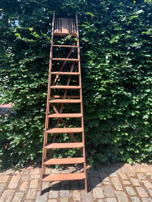 vintage houten ladder (Franco Belge, ca. jaren 50), Huis en Inrichting, Overige Huis en Inrichting, Gebruikt, Ophalen
