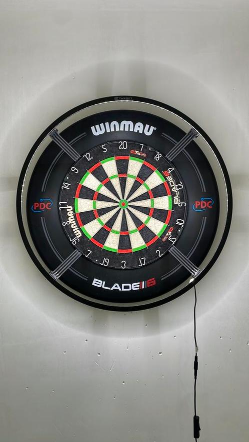 Dartset te koop, Sport en Fitness, Darts, Zo goed als nieuw, Dartbord, Ophalen of Verzenden
