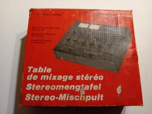 Console de mixage stéréo vintage réaliste 32-1200B 5 Ch 3 mi, Muziek en Instrumenten, Mengpanelen, Gebruikt, 5 tot 10 kanalen