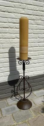 Grote kandelaar met kaars, Ophalen, 50 tot 75 cm, Zo goed als nieuw, Metaal