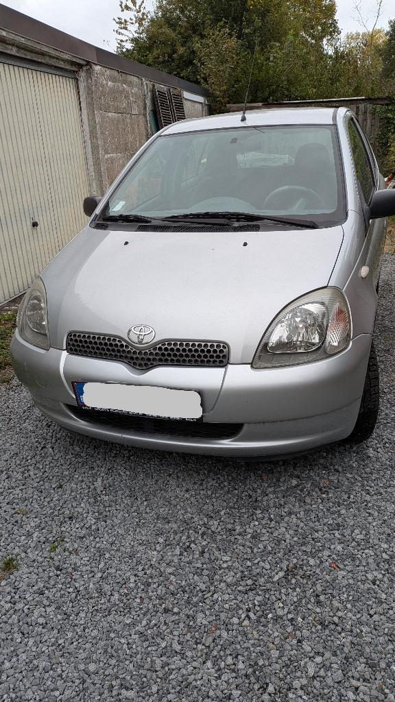 TOYOTA YARIS D4D, Autos, Toyota, Particulier, Yaris, Diesel, Euro 3, Hatchback, 4 portes, Boîte manuelle, Argent ou Gris, Bleu