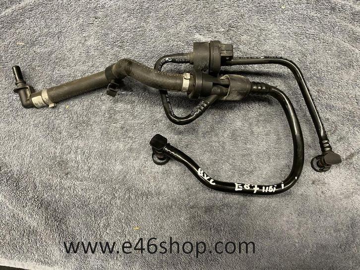 ZUIGPOMP MET LEIDINGEN BMW 116i E87 OE 11617580782, Autos : Pièces & Accessoires, Moteurs & Accessoires, BMW, Utilisé, Enlèvement ou Envoi