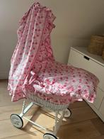 Poppenwieg in het riet, Ophalen, Gebruikt, Babypop