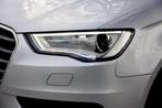 Audi A3 30TFSi **BENZINE**, Auto's, Voorwielaandrijving, Stof, Bedrijf, Handgeschakeld