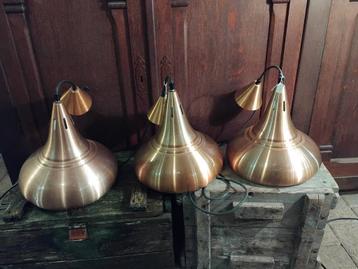 3 biljart lampen  beschikbaar voor biedingen