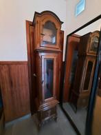 Armoire colonne Horloge murale