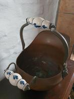 Koperen pot met teut en oor en ceramieken handvatten ( geblu, Ophalen