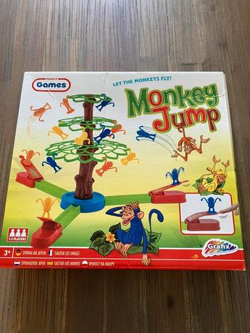 Monkey jump spel, Enlèvement