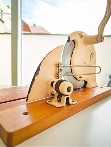Vintage snijmachine Rob, Enlèvement