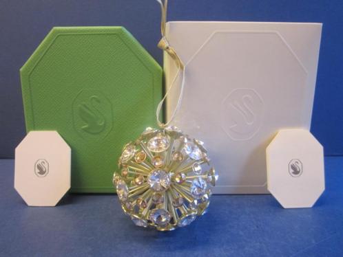 Swarovski Constella Ornament Kerstbal Groot, Verzamelen, Swarovski, Nieuw, Figuurtje, Ophalen of Verzenden