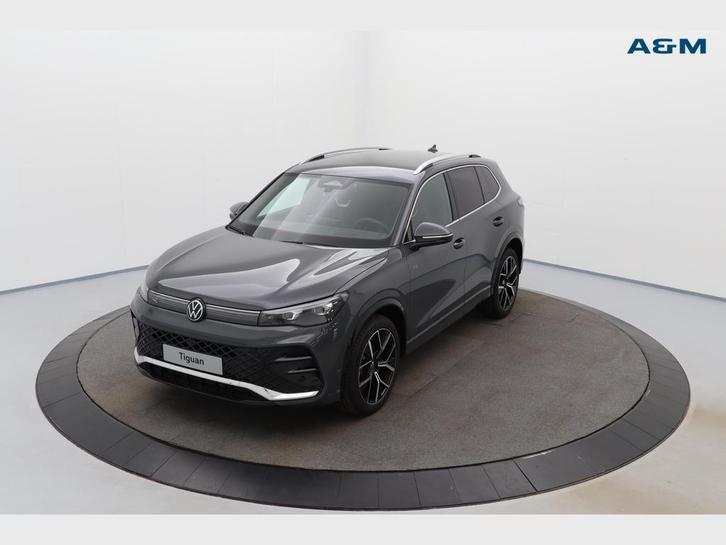 Volkswagen Tiguan Tiguan 1.5 eTSI mHEV ACT R-Line OPF DSG, Auto's, Volkswagen, Tiguan, ABS, Airbags, Airconditioning, Boordcomputer