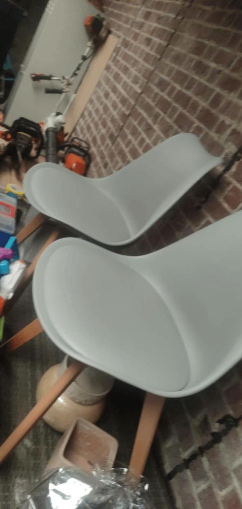 Chaise, Maison & Meubles, Chaises, Gris, Comme neuf, Deux, Enlèvement