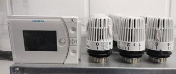 Bedieningspaneel Siemens + 10 radiatorkoppen beschikbaar voor biedingen