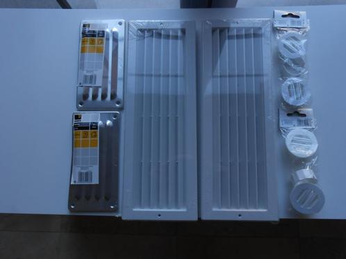 Nieuw lot ventilatieroosters in pvc en alluminium, Doe-het-zelf en Bouw, Ventilatie en Afzuiging, Nieuw, Ventilator en Afzuiger