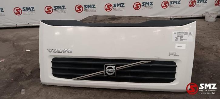 Occ radiatorgrille Volvo, Auto-onderdelen, Vrachtwagen-onderdelen, Volvo, Carrosserie en Plaatwerk, Gebruikt