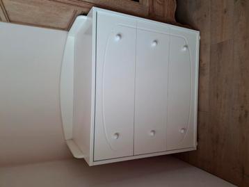 Verzorgingstafel/pampertafel - heel goede staat beschikbaar voor biedingen