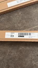 Ikea BODBYN: nieuwe plint van 221 cm, Doe-het-zelf en Bouw, Ophalen, Nieuw