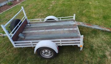 Trailer vespa/motor TE HUUR beschikbaar voor biedingen