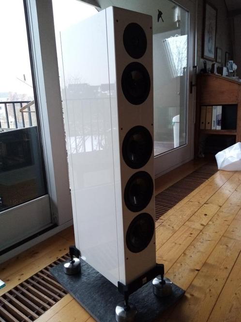 luidspreker vienna Acoustics Beethoven Grand  white gloss, Audio, Tv en Foto, Luidsprekerboxen, Zo goed als nieuw, Front, Rear of Stereo speakers