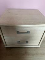 2 nachtkastjes, Huis en Inrichting, Slaapkamer | Nachtkastjes, Ophalen, Zo goed als nieuw