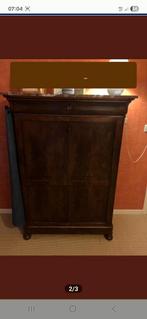 Secrétaire acajou, Enlèvement