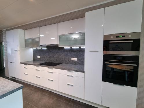 Keuken, Huis en Inrichting, Keuken | Complete keukens, Gebruikt, Overige typen, Wit, Kunststof, Met kookeiland, Hoogglans of Gelakt