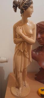 Statue deesse grecque Aphrodite hauteur 50 cm
Sur 15 cm, Enlèvement