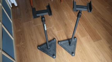 Universele speaker vloerstandaard   beschikbaar voor biedingen