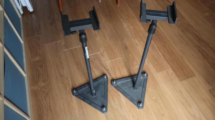 Universele speaker vloerstandaard, Audio, Tv en Foto, Luidsprekerboxen, Zo goed als nieuw, Overige typen, Ophalen