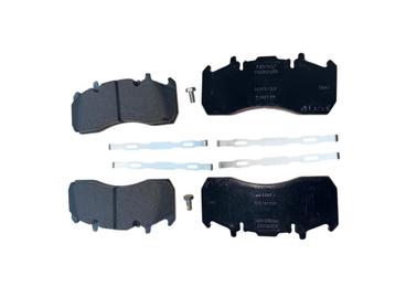 VOLVO REMBLOKKEN VOORAS / ACHTERAS OE 23149532 beschikbaar voor biedingen