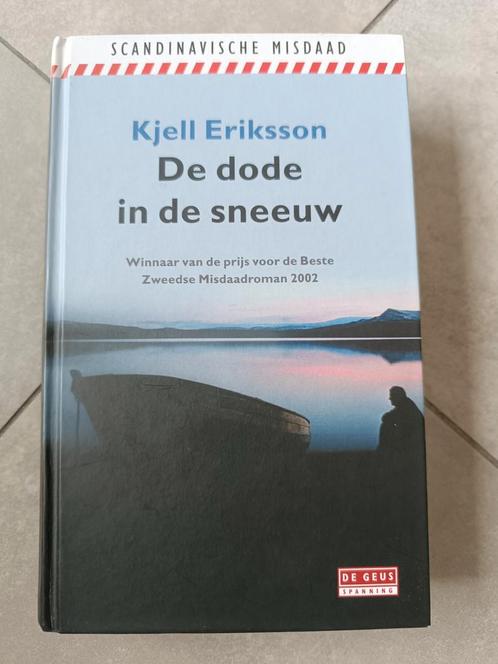 Kjell Eriksson - Een dode in de sneeuw, Livres, Policiers, Comme neuf, Enlèvement ou Envoi