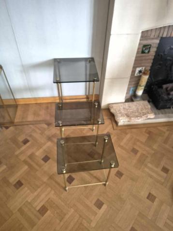  3 petites tables rectangulaire en verre  beschikbaar voor biedingen