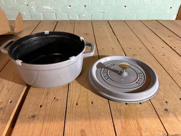 STAUB  'Cocotte' grafiet grijs 24 cm 3,7 L NIEUW beschikbaar voor biedingen