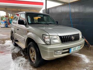 Toyota Landcruiser 3.0 diesel Airco beschikbaar voor biedingen