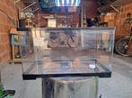 Leeg open aquarium zwart frame. Zie ook mijn andere zoekers, Ophalen, Zo goed als nieuw, Leeg aquarium