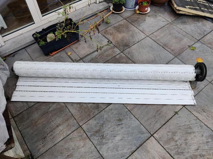wit PVC rolluik met as + rol voor lint - 210 cm breed, Doe-het-zelf en Bouw, Rolluiken, Gebruikt, 150 tot 200 cm, 150 tot 200 cm