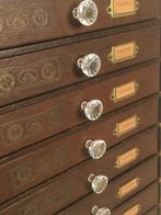 Uniek&antiek L.V. Garenkastje / fourniturenkastje, Ophalen, Zo goed als nieuw