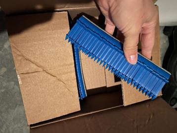 Clips vloerverwarming  beschikbaar voor biedingen