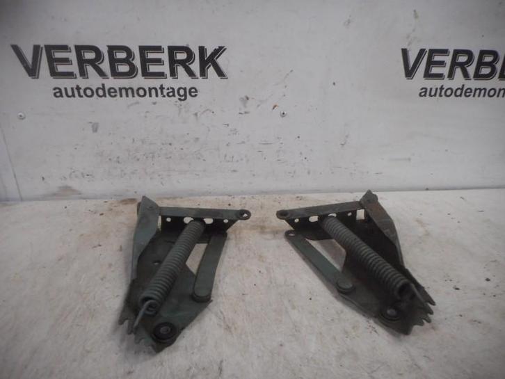 MOTORKAPSCHARNIER Mercedes-Benz Ponton (W105) (01-1957/-), Auto-onderdelen, Overige Auto-onderdelen, Mercedes-Benz, Gebruikt