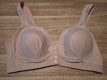 Vêtement/Soutien-gorge beschikbaar voor biedingen