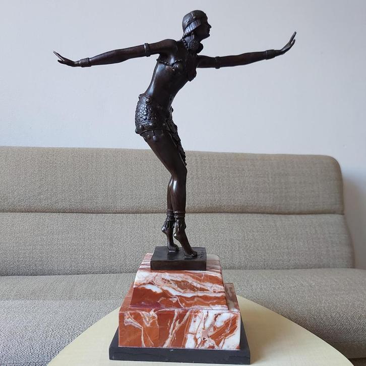 Bronzen Fenicische Danser (naar) Chiparus Art Deco Stijl, Antiek en Kunst, Kunst | Beelden en Houtsnijwerken, Ophalen of Verzenden