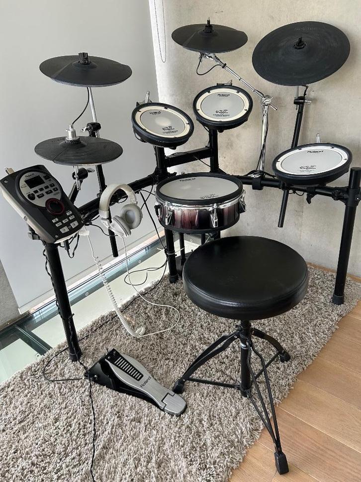 Batterie Electronique Roland TD-11 améliorée, Muziek en Instrumenten, Drumstellen en Slagwerk, Gebruikt, Roland, Elektronisch